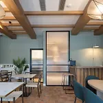 Os Cantis Hotel
