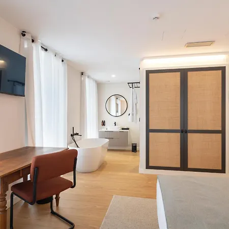 Os Cantis מלון 2*