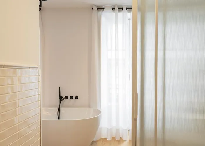 Os Cantis 2* סדריה